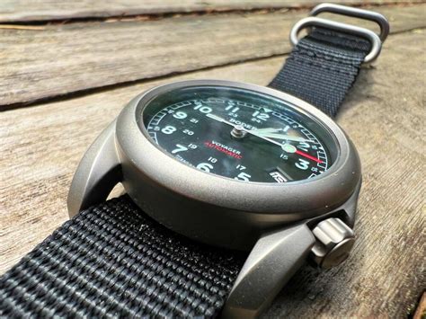 boderry voyager watch review.